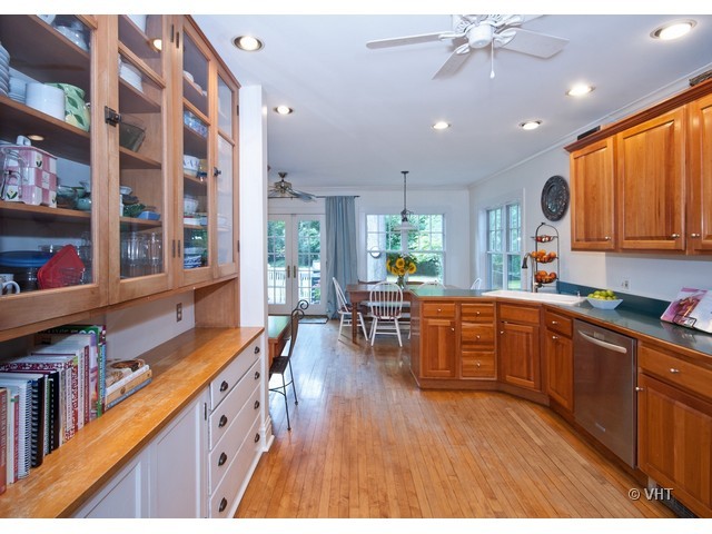 120 Old Green Bay Road Winnetka, IL 60093 - Photo 8 of 24
