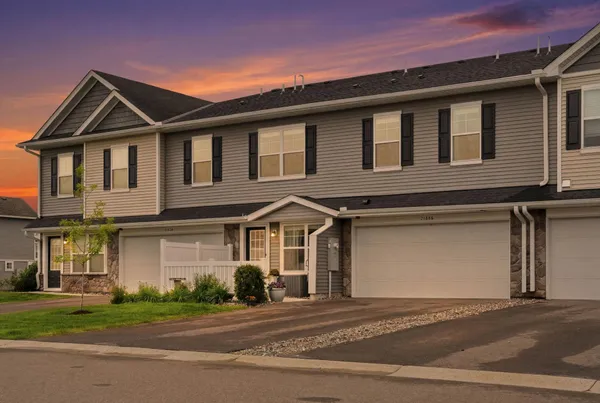 $324,900 | 21866 Denton Avenue, Farmington, MN 55024