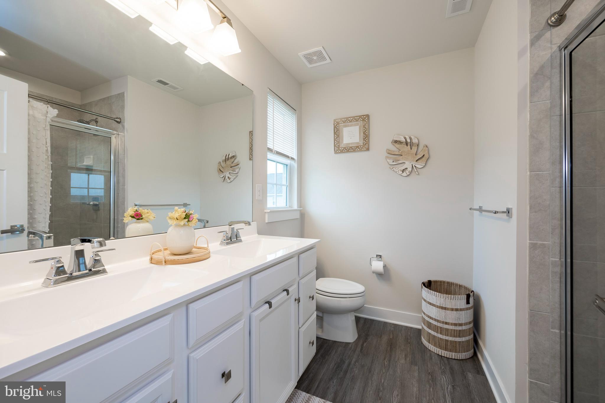 213 Pixie Moss Road Pottstown, PA 19464 - Photo 23 of 43 Owner's Bath