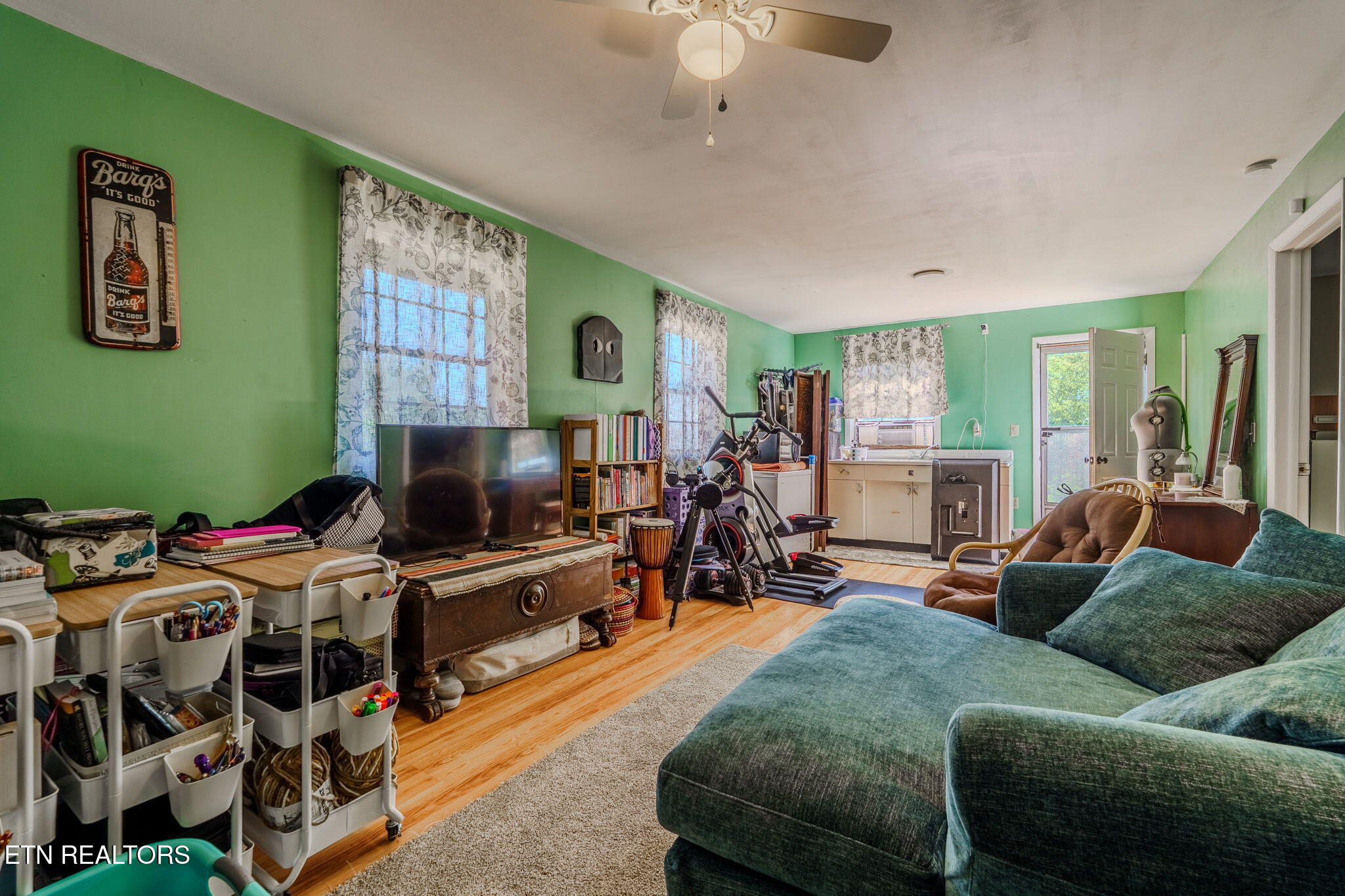 891 Tolley Hollow Road Newport, TN 37821 - Photo 6 of 40 23-web-or-mls-_DSC1573-HDR