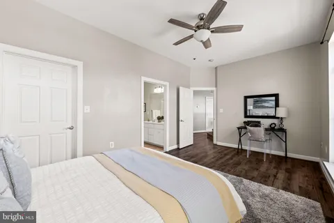 $400,000 | 810 Belmont Bay Drive, Unit 201, Woodbridge, VA 22191