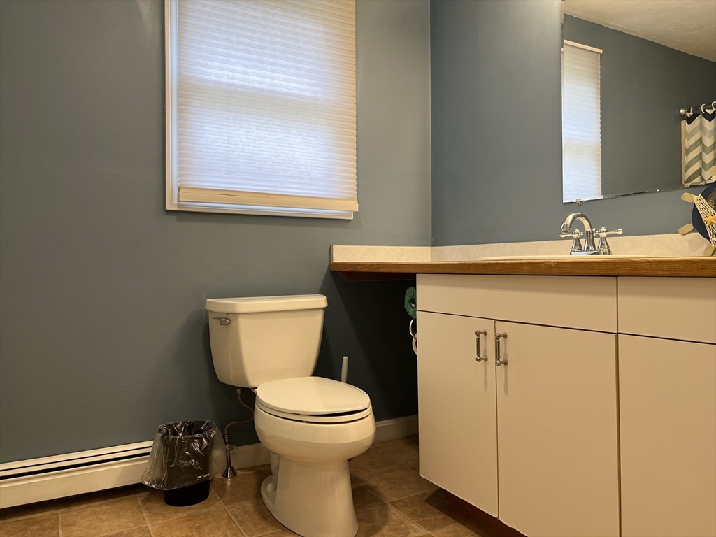 208 Mashpee Neck Road Mashpee, MA 02649 - Photo 31 of 39 Gallery Image 31