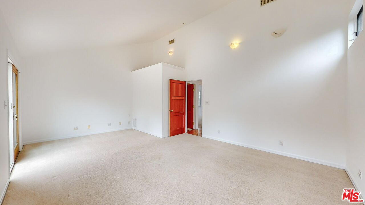 365 Sycamore Road Santa Monica, CA 90402 - Photo 24 of 42 a view of an empty room