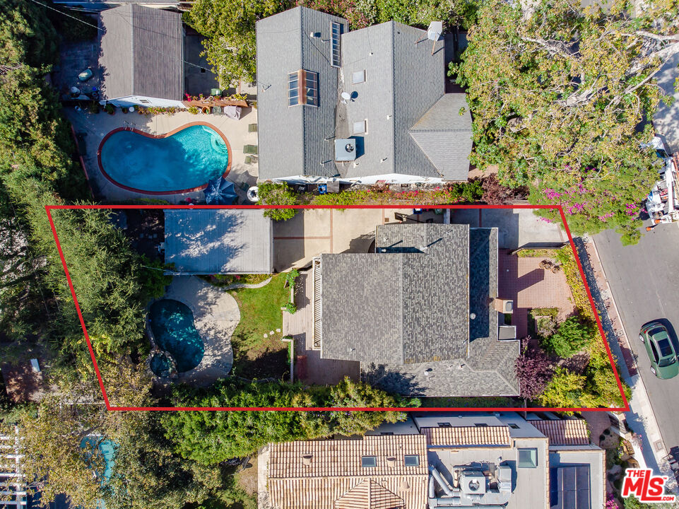 365 Sycamore Road Santa Monica, CA 90402 - Photo 37 of 42 an aerial view of residential house with outdoor space and swimming pool