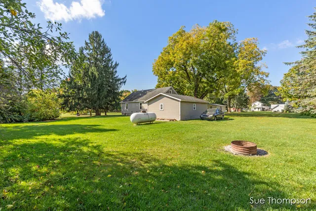 $179,900 | 4636 Maple Street, Coral, MI 49322