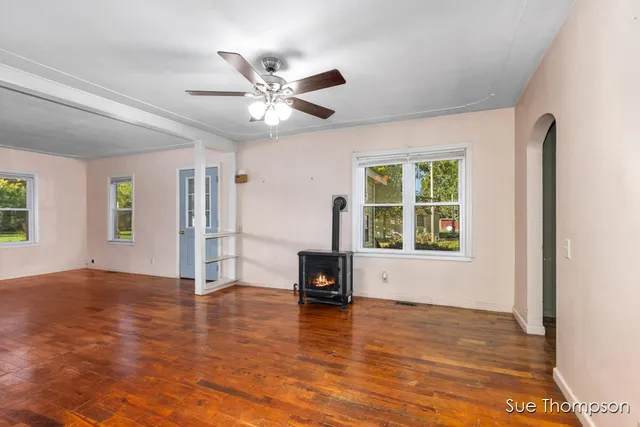 $179,900 | 4636 Maple Street, Coral, MI 49322