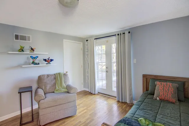 $439,000 | 5006 Nall Avenue, Roeland Park, KS 66202