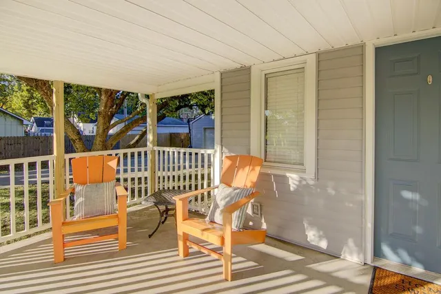 $439,000 | 5006 Nall Avenue, Roeland Park, KS 66202