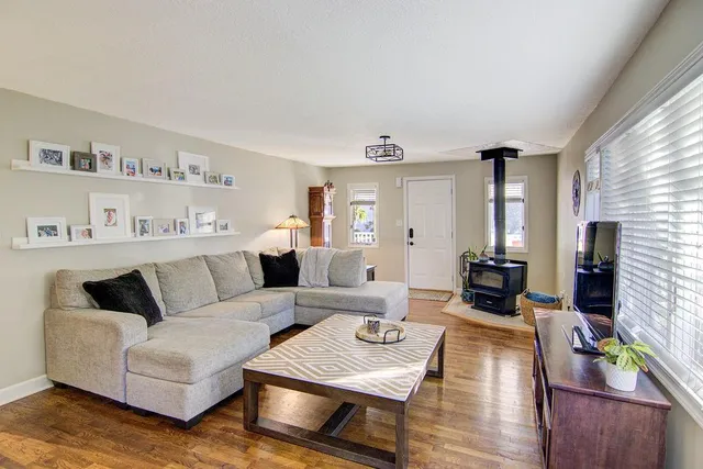 $439,000 | 5006 Nall Avenue, Roeland Park, KS 66202