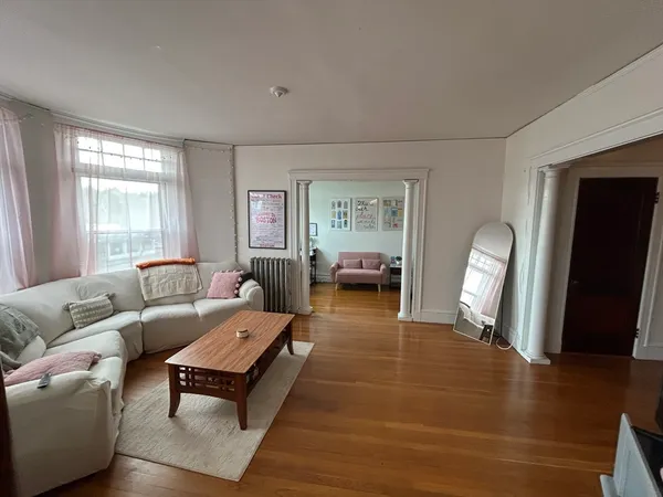 $4,500 | 1681 Beacon Street, Unit 3, Brookline, MA 02445