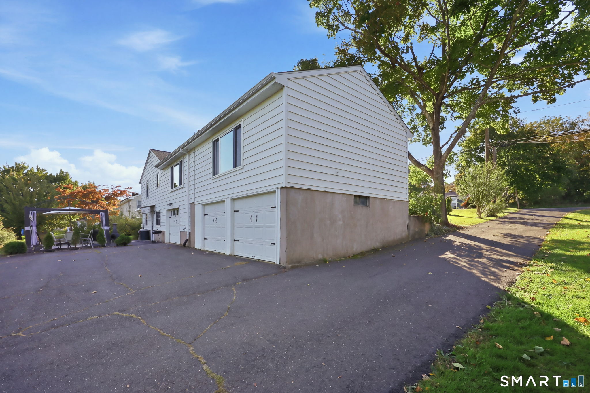 972 Ridgewood Road Middletown, CT 06457 - Photo 34 of 38 Gallery Image 34