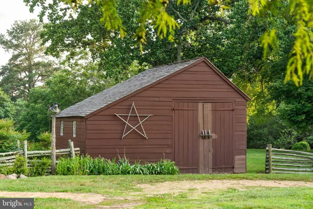 $20,000,000 | 19700 Mulberry Fields Road, Leonardtown, MD 20650