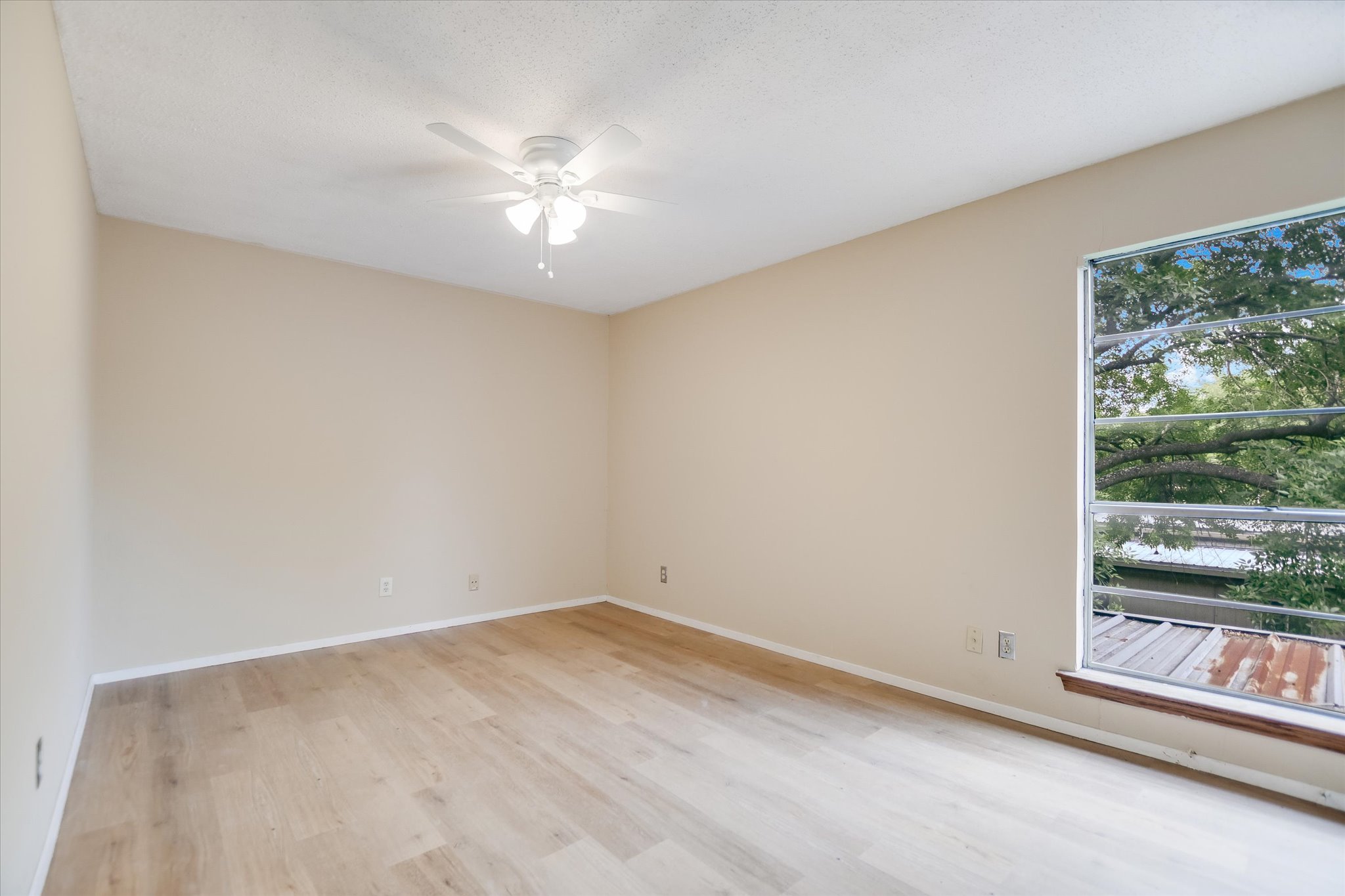 700 Castle Ridge Road, Unit C Austin, TX 78746 - Photo 7 of 10
