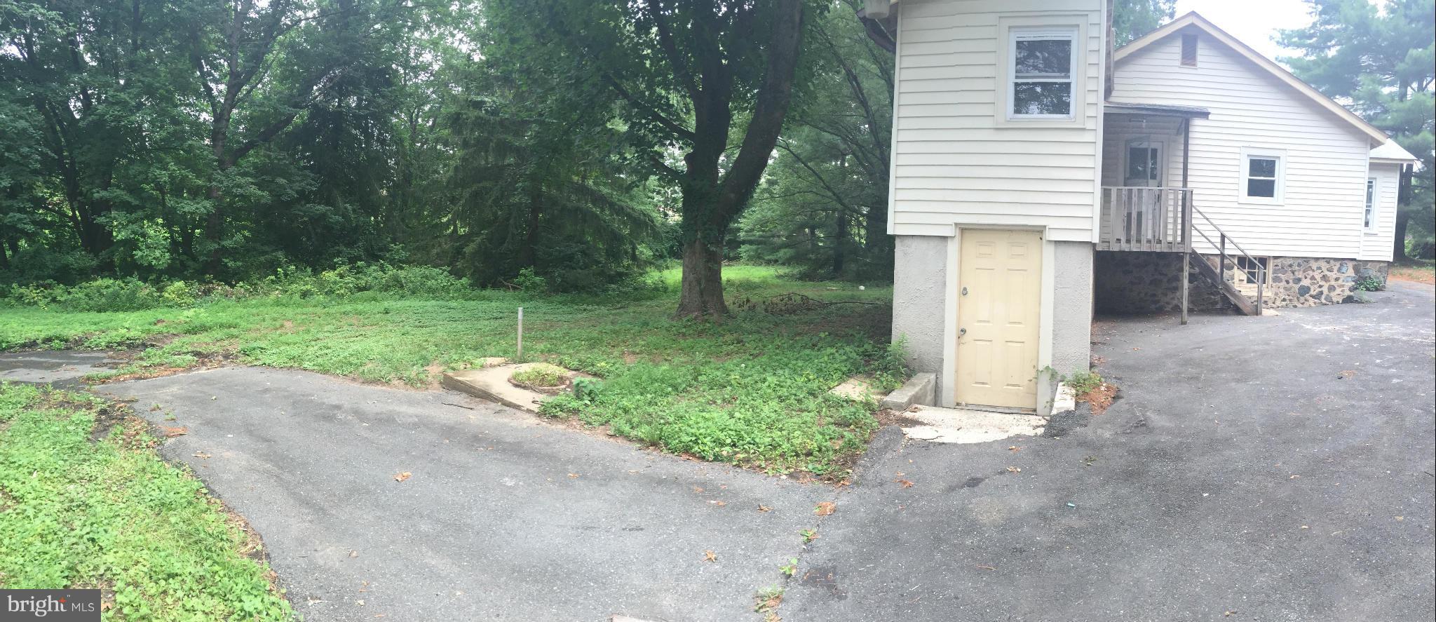 8423 Windsor Mill Road Baltimore, MD 21244 - Photo 8 of 18 Exterior (General)