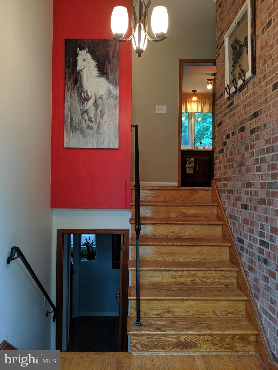 13216 Compton Road Clifton, VA 20124 - Photo 6 of 79 Interior - foyer