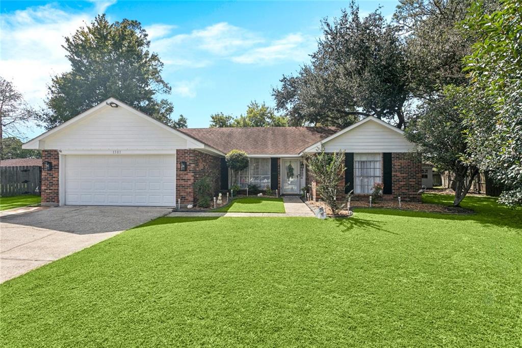1501 Rue Chartres Slidell, LA 70458 - Photo 2 of 22 Gallery Image 2