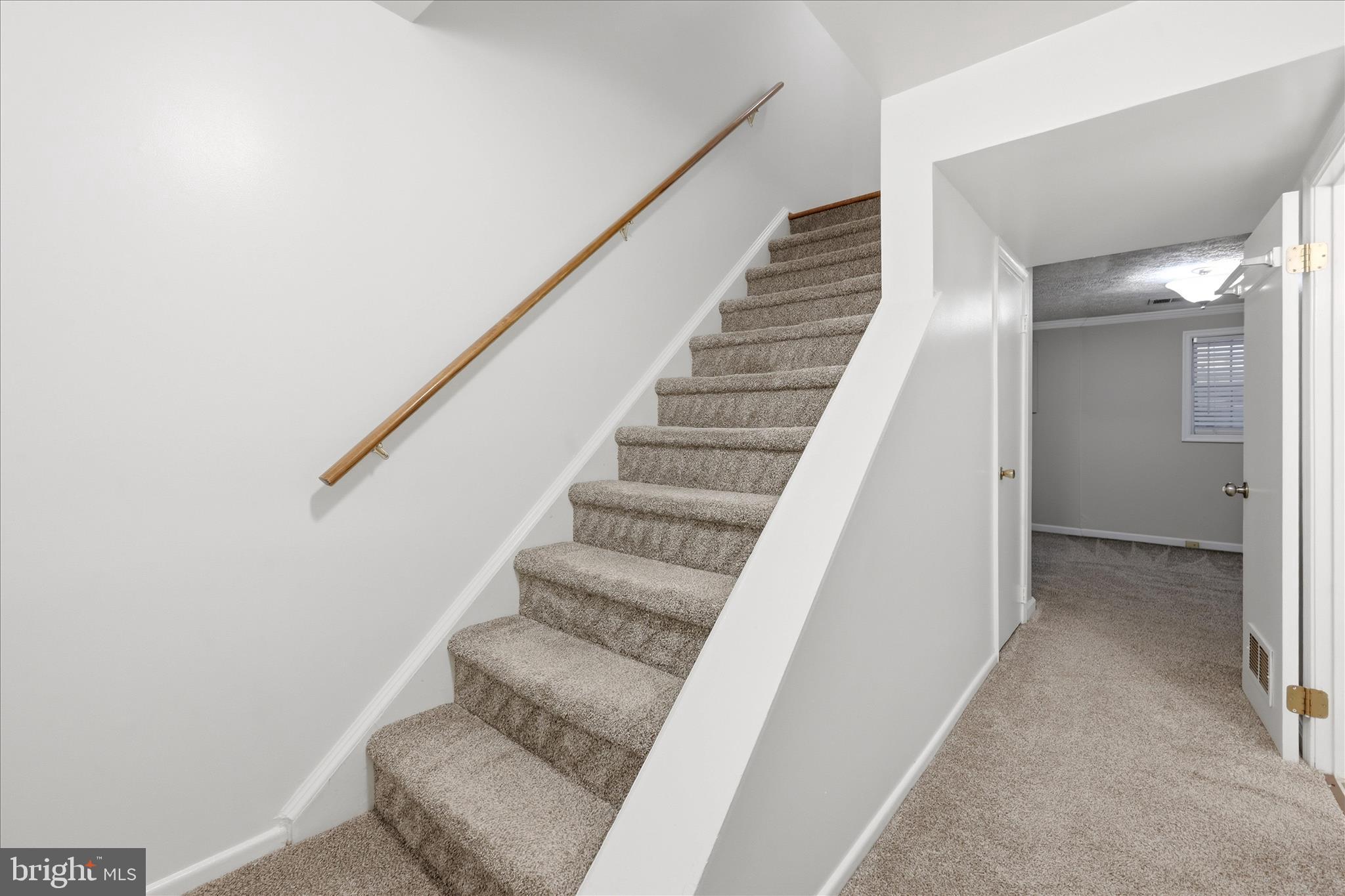 5446 Lighthouse Lane Burke, VA 22015 - Photo 21 of 36 a view of entryway