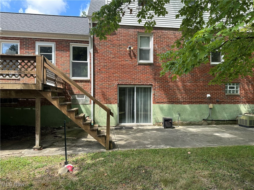 29280 White Road Wickliffe, OH 44092 - Photo 41 of 43 Walk out basement!