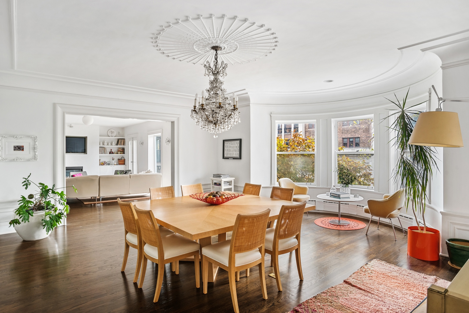 710 West Junior Terrace, Unit 2 Chicago, IL 60613 - Photo 9 of 37 a view of a dining room with furniture window and wooden floor