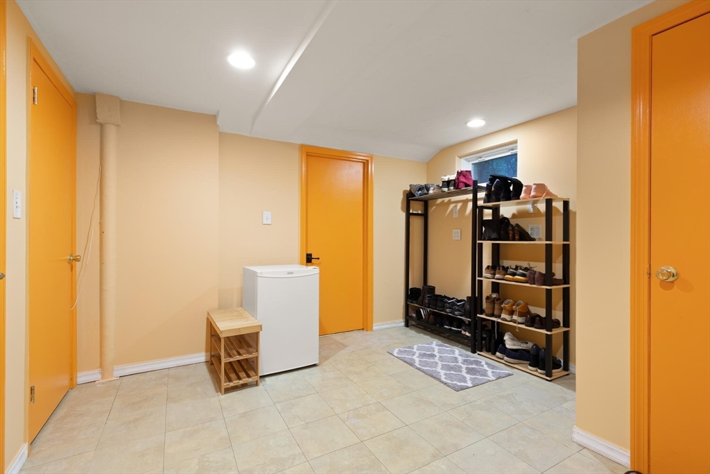 33 Longmeadow Lane Sharon, MA 02067 - Photo 20 of 29 a view of a room with gym equipment