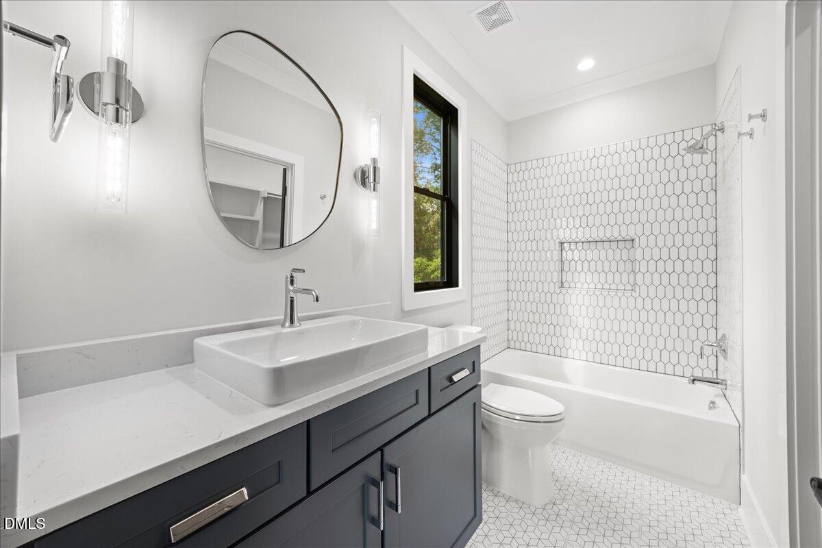 5406 Garrett Road Durham, NC 27707 - Photo 34 of 80 55-2A1A6402