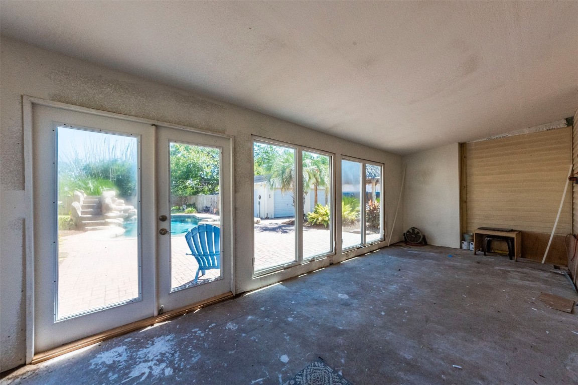 2835 Beverly Road Pasadena, TX 77503 - Photo 12 of 37