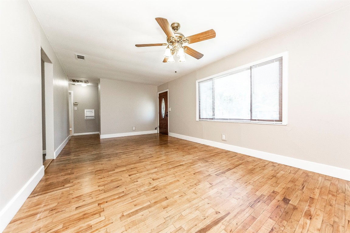 2835 Beverly Road Pasadena, TX 77503 - Photo 17 of 37