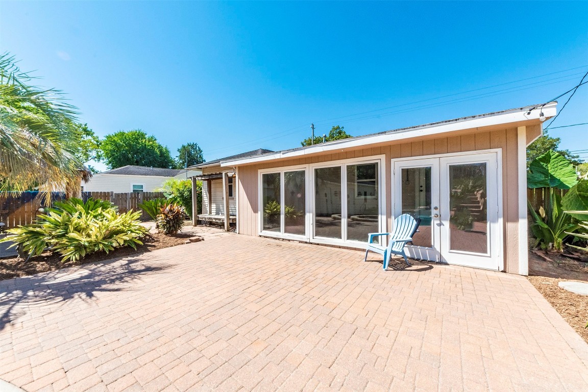 2835 Beverly Road Pasadena, TX 77503 - Photo 4 of 37