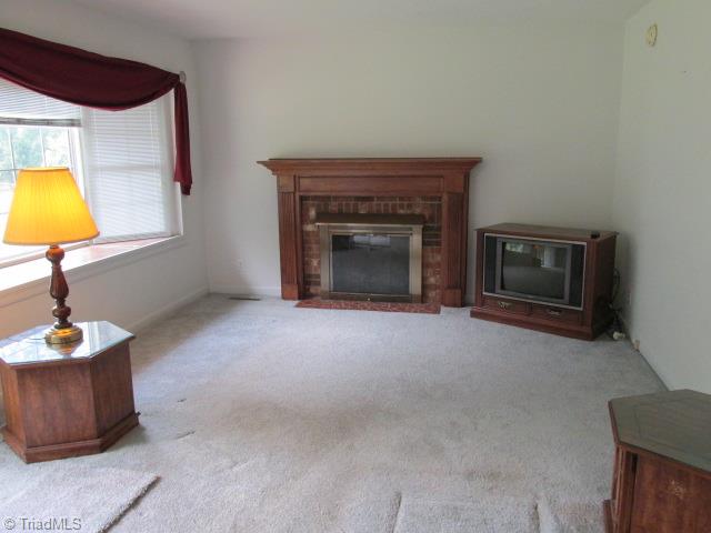 4438 Warner Road Pfafftown, NC 27040 - Photo 8 of 17 Gallery Image 8