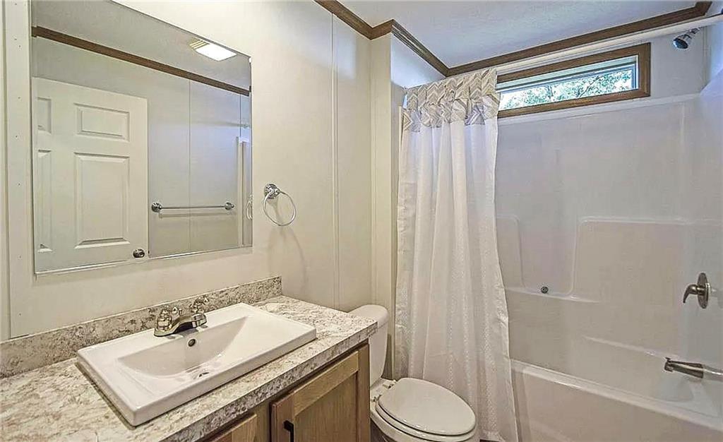 757 Cloverleaf Circle Delmont, PA 15626 - Photo 13 of 34 Hall / 2nd Bath