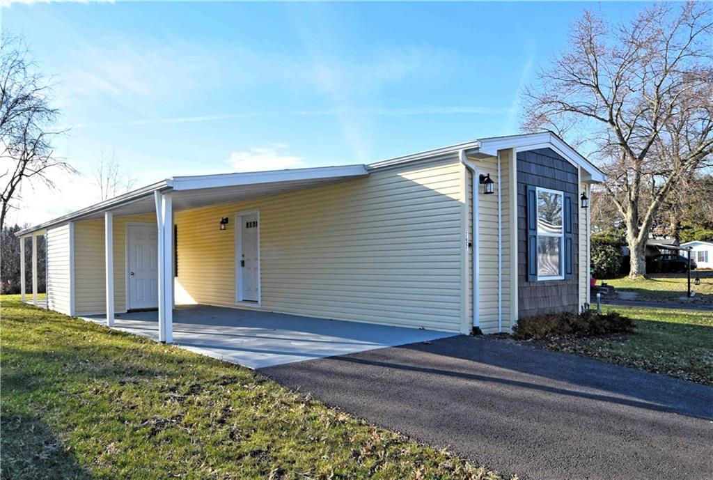 757 Cloverleaf Circle Delmont, PA 15626 - Photo 2 of 34