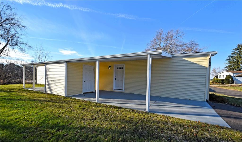 757 Cloverleaf Circle Delmont, PA 15626 - Photo 3 of 34