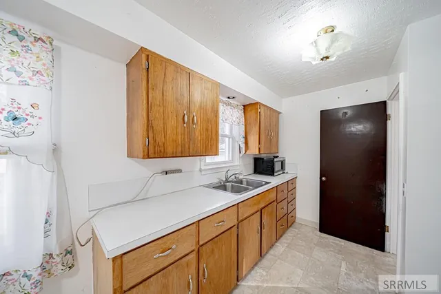 $310,000 | 161 East Elm Street, Shelley, ID 83274