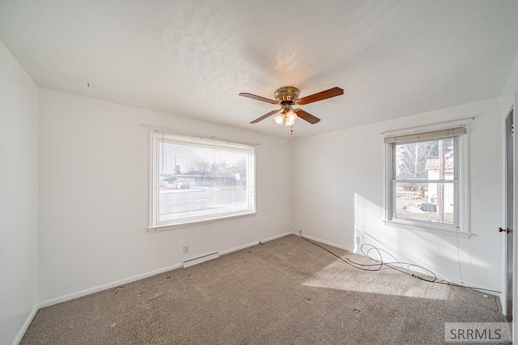 161 East Elm Street Shelley, ID 83274 - Photo 15 of 41