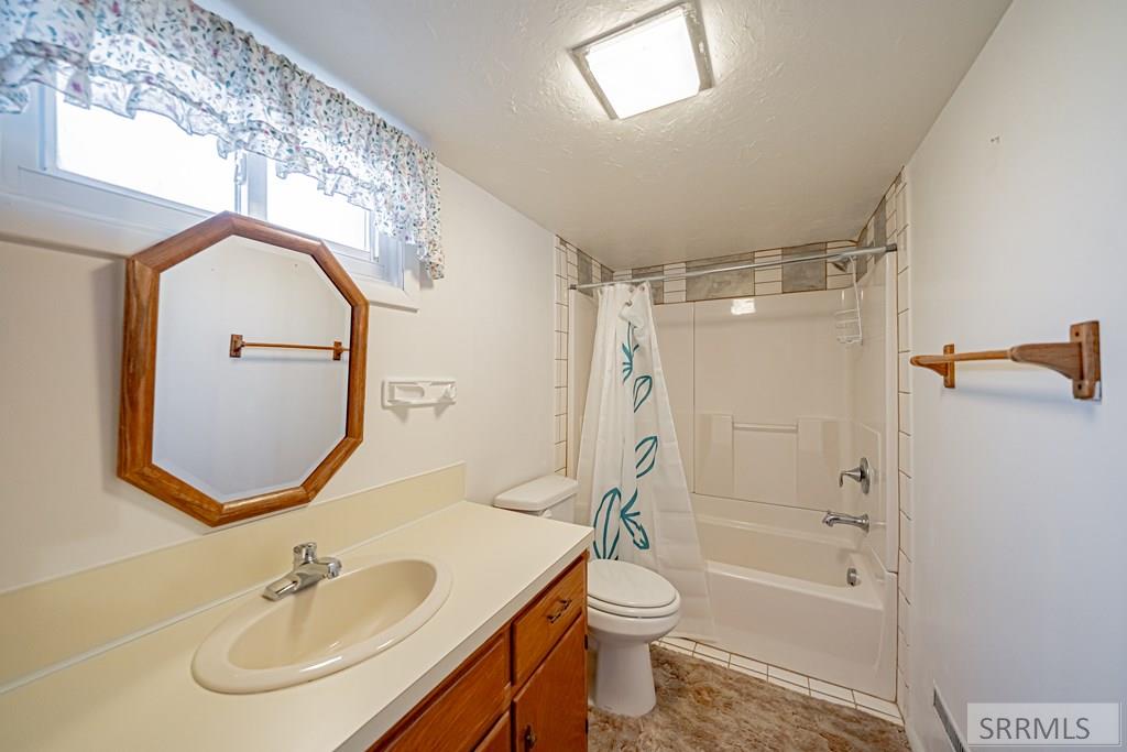 161 East Elm Street Shelley, ID 83274 - Photo 30 of 41