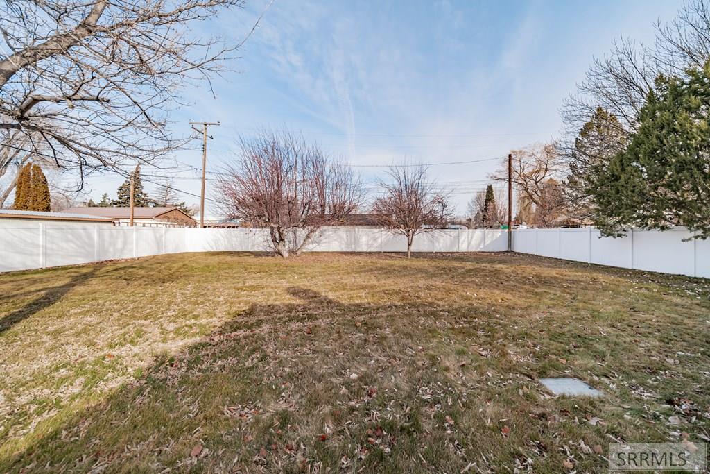 161 East Elm Street Shelley, ID 83274 - Photo 39 of 41