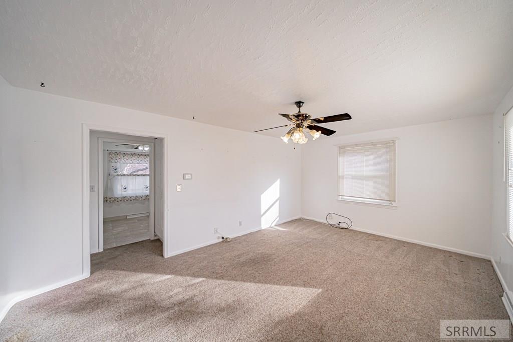 161 East Elm Street Shelley, ID 83274 - Photo 7 of 41