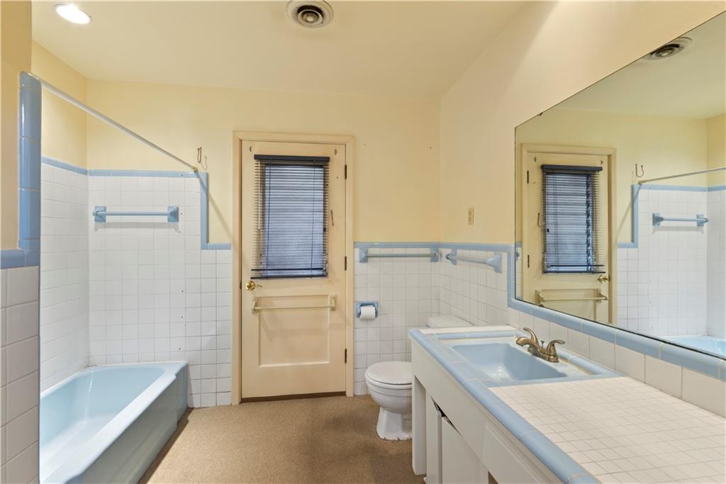 2901 North Labarre Road Metairie, LA 70002 - Photo 16 of 23 Gallery Image 16