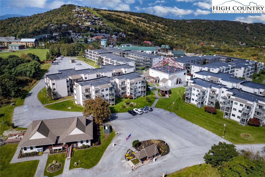 301 Pinnacle Inn Road, Unit 1203 Beech Mountain, NC 28604 - Photo 21 of 30