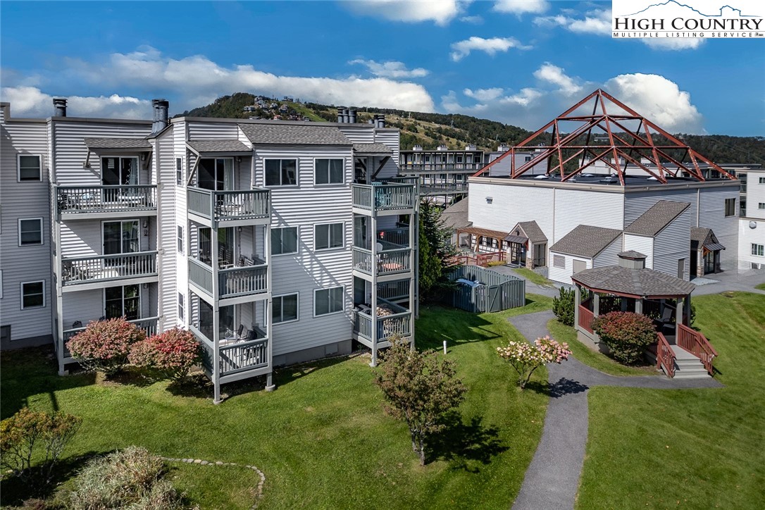 301 Pinnacle Inn Road, Unit 1203 Beech Mountain, NC 28604 - Photo 22 of 30