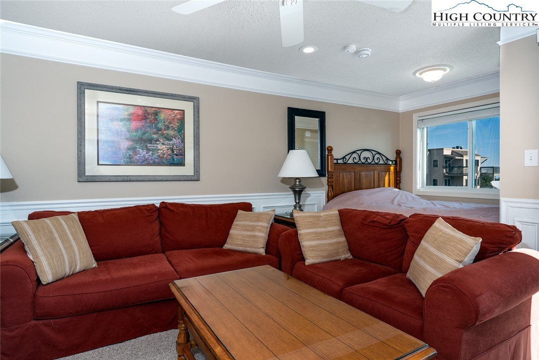 301 Pinnacle Inn Road, Unit 1203 Beech Mountain, NC 28604 - Photo 4 of 30