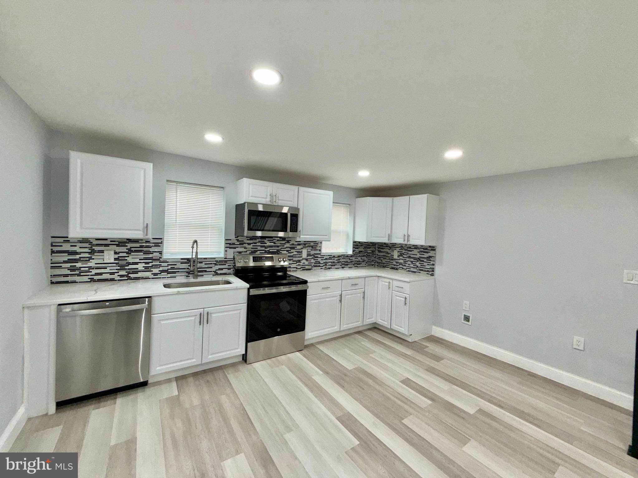 900 Butler Street Chester, PA 19013 - Photo 10 of 33 Gallery Image 10