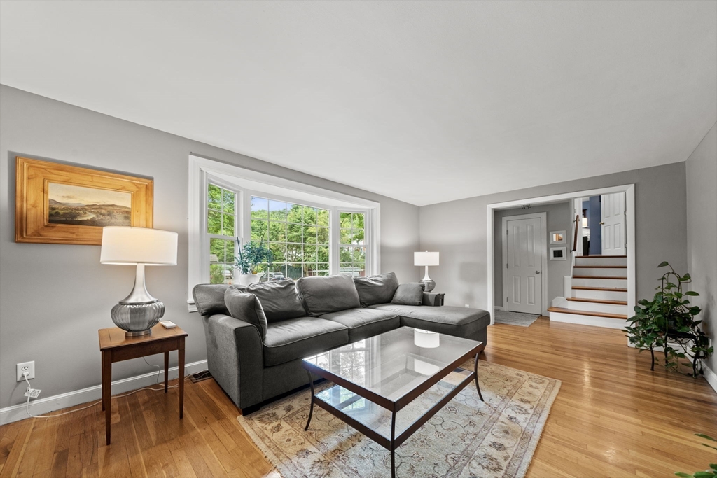 7 Trickett Road Lynnfield, MA 01940 - Photo 31 of 37