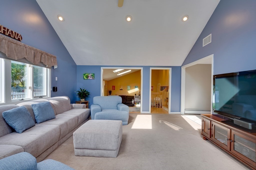 16 Reo Road Peabody, MA 01960 - Photo 11 of 38 Gallery Image 11