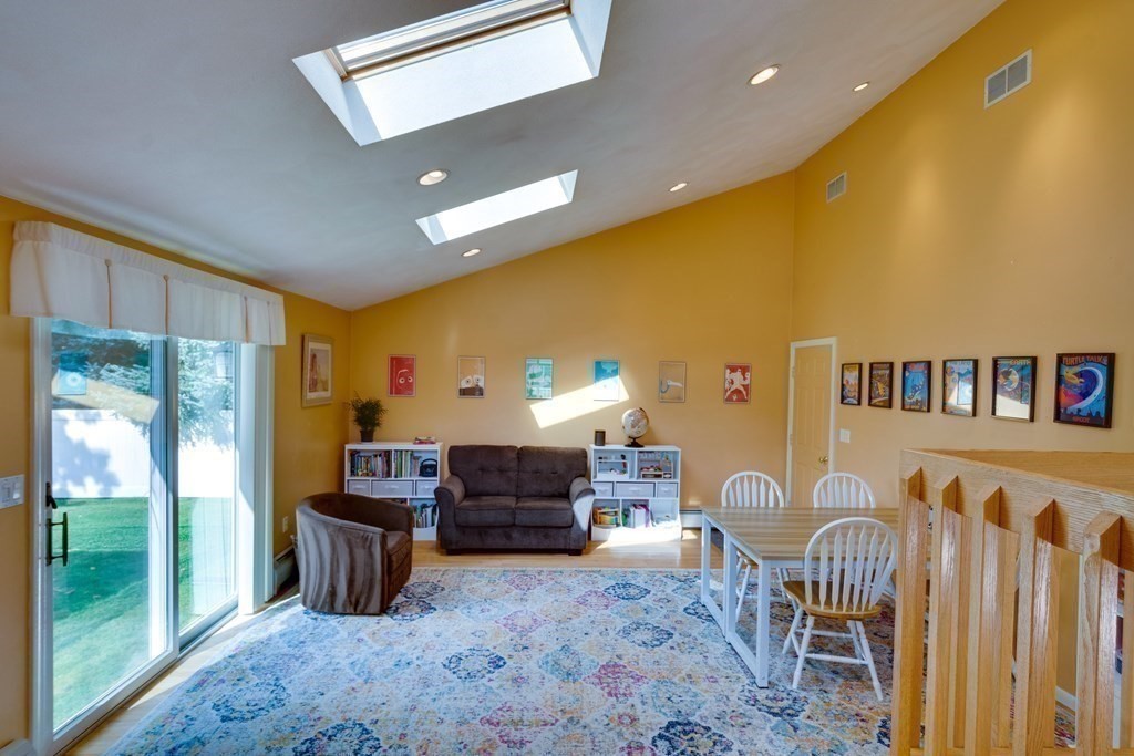 16 Reo Road Peabody, MA 01960 - Photo 12 of 38 Gallery Image 12