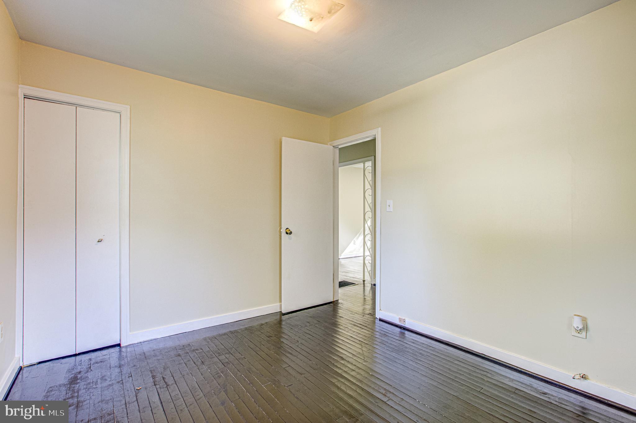 19125 Windsor Road Triangle, VA 22172 - Photo 18 of 64 Bedroom 2