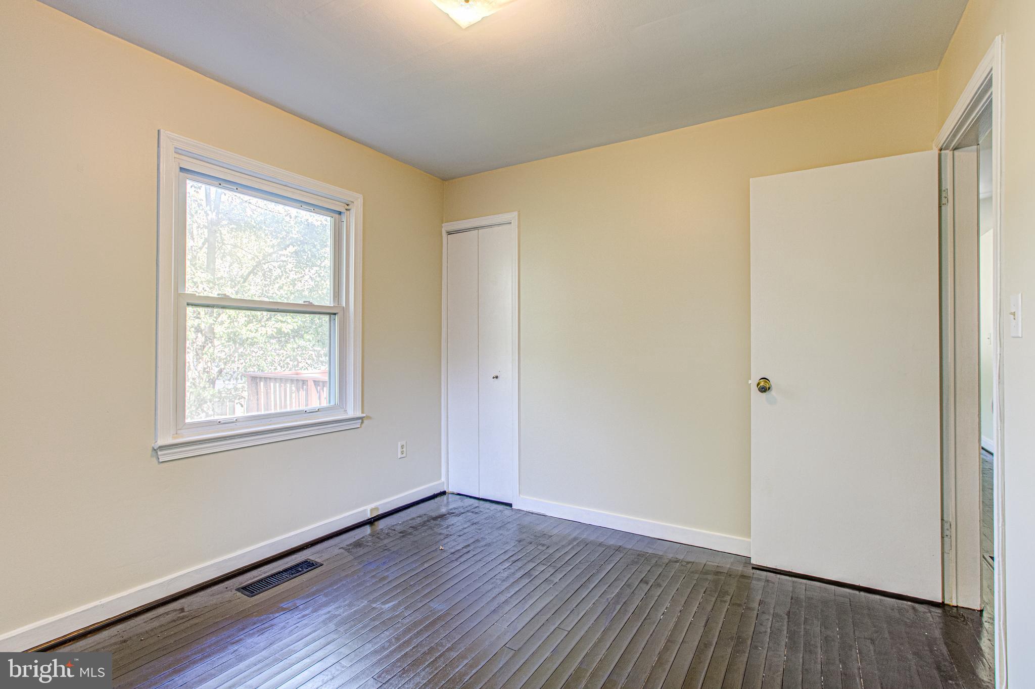 19125 Windsor Road Triangle, VA 22172 - Photo 19 of 64 Bedroom 2