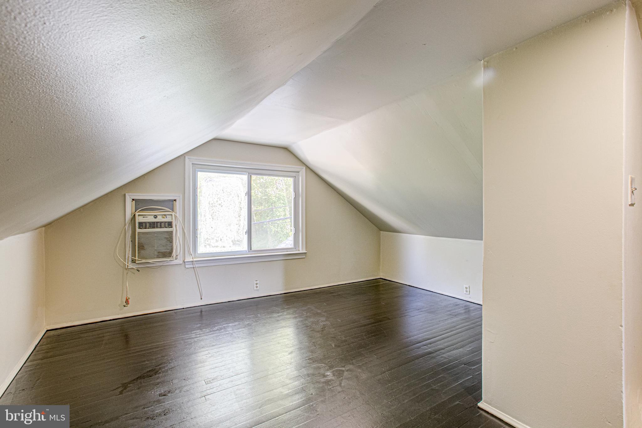 19125 Windsor Road Triangle, VA 22172 - Photo 33 of 64 Gallery Image 33