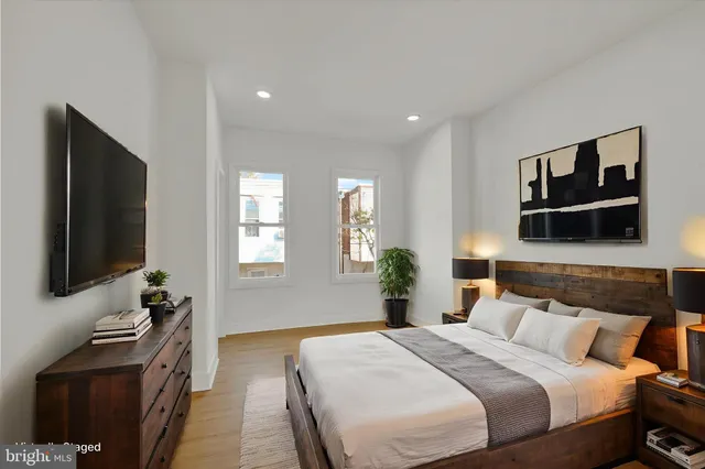 $2,000 | 2117 South Alden Street, Philadelphia, PA 19143