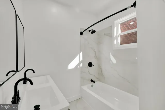 $2,000 | 2117 South Alden Street, Philadelphia, PA 19143